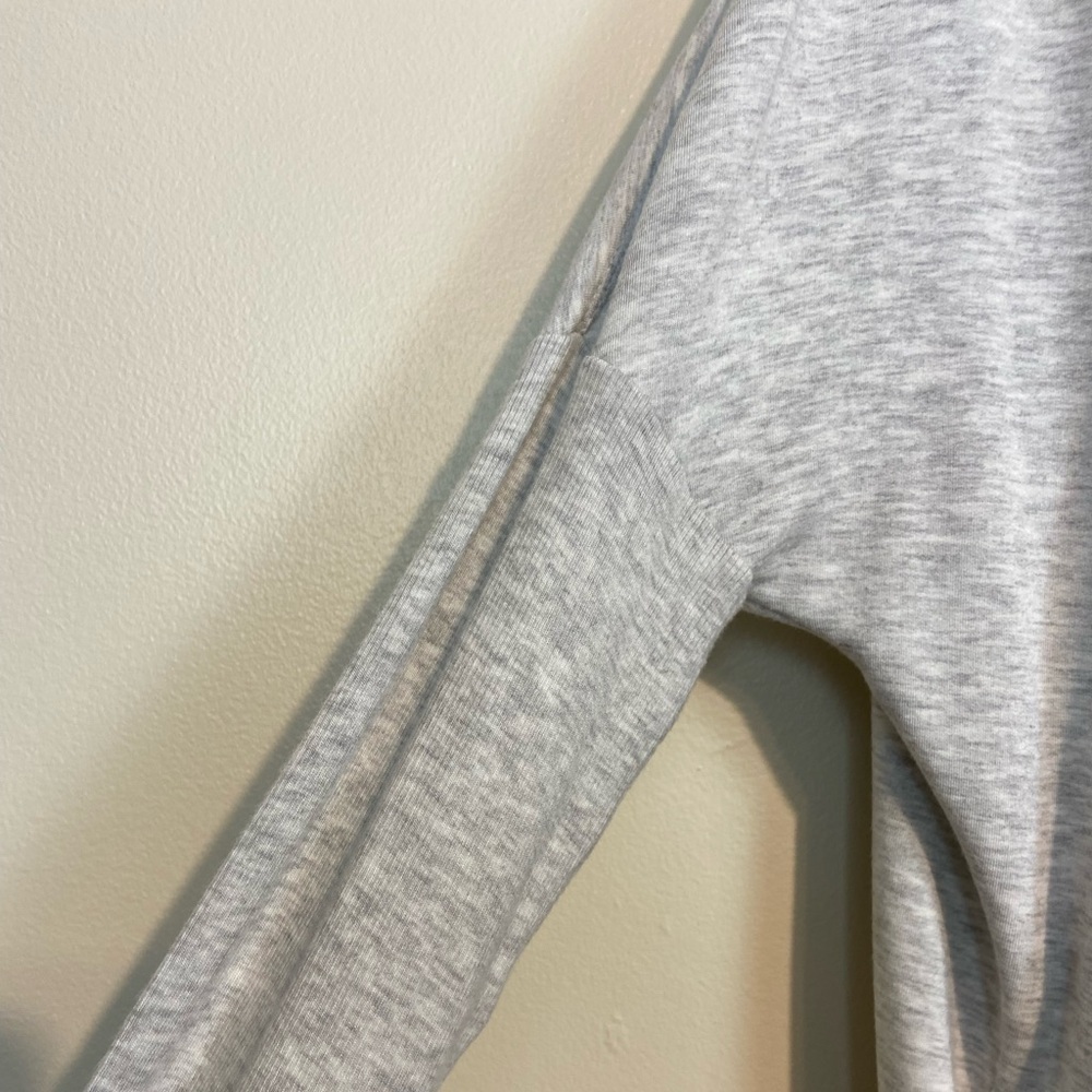 ATHLETA PURANA WRAP COZY SWEATSHIRT SWEATER HEATHERED GRAY RIBBED SLEEVE - Picture 6 of 10